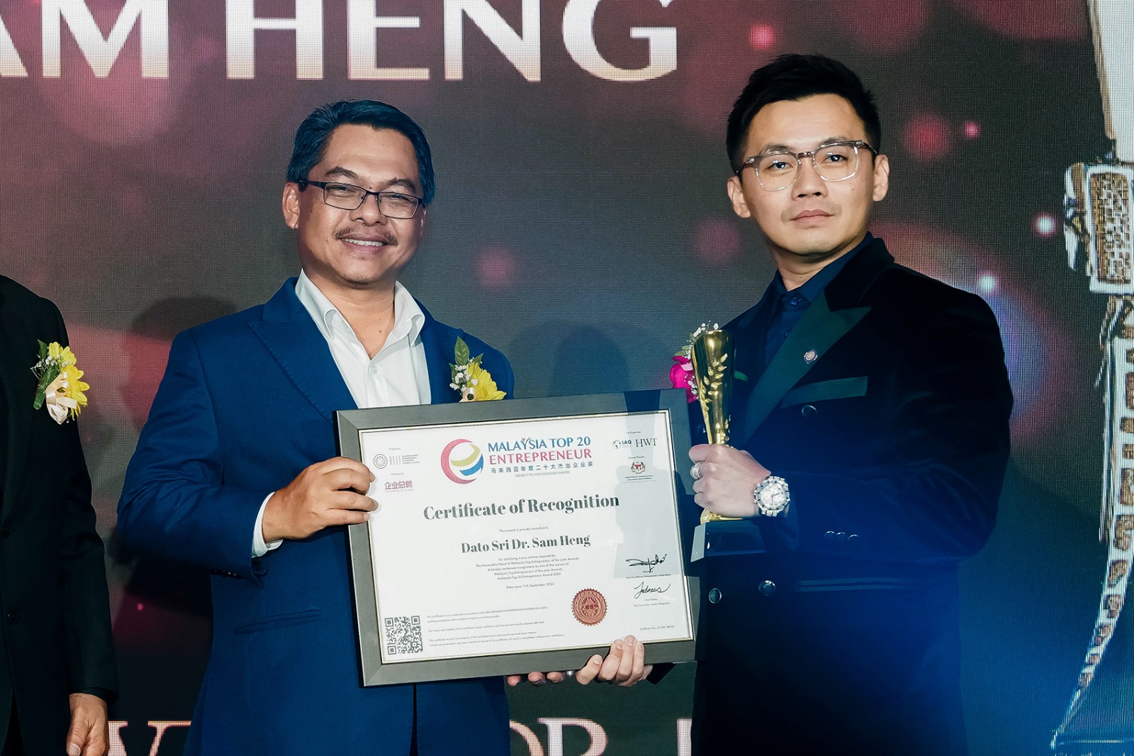[BUSINESS] Congratulations to Dato Sri Dr. Sam Heng for being awarded the Malaysia Top 20 Entrepreneur of the Year Awards 2023