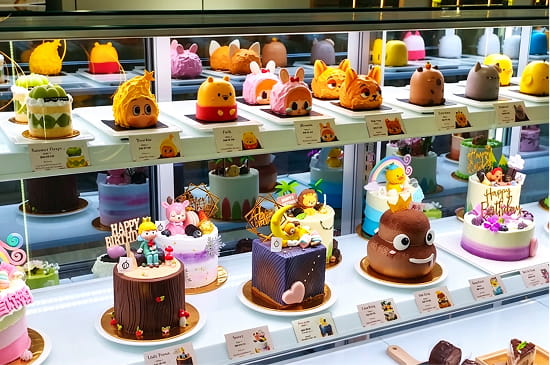 THE CAKE HUNTER